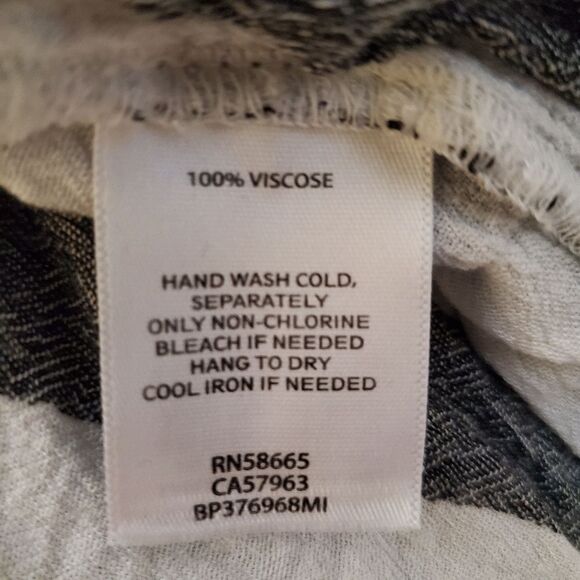 BP "The Perfect Shirt" Striped Button Down - size XS in Black/White - Picture 16 of 16